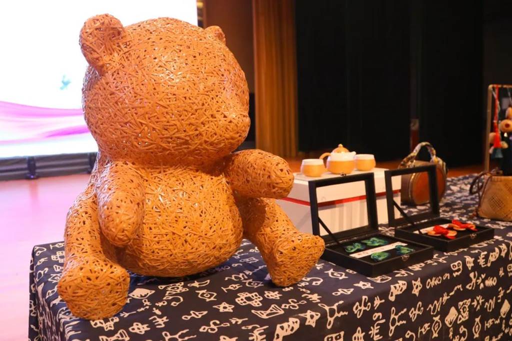 指尖上的文藝復興 道明竹編新生代傳承人楊隆梅，讓手藝變成一門藝術